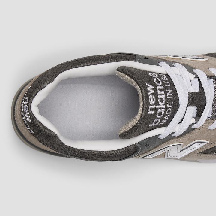 Produktbild New Balance U997GY (36)
