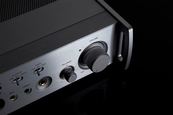 Image du produit TEAC HA-507 Headphone- and Preamplifier - silver (USB-DAC, Bluetooth)