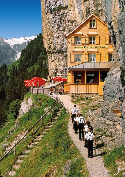 Produktbild Swiss Foto-Almanach 2026 (14.8 x 21 cm, Deutsch, Französisch, Italienisch, Englisch)