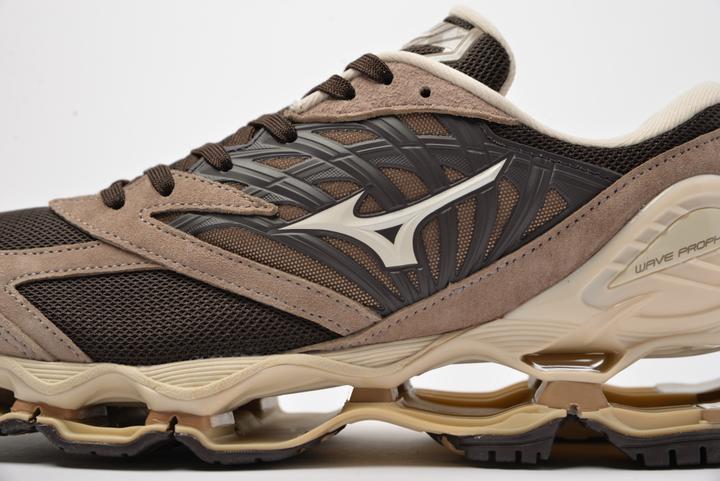 Actual product image Mizuno Wave Prophecy (40.5)