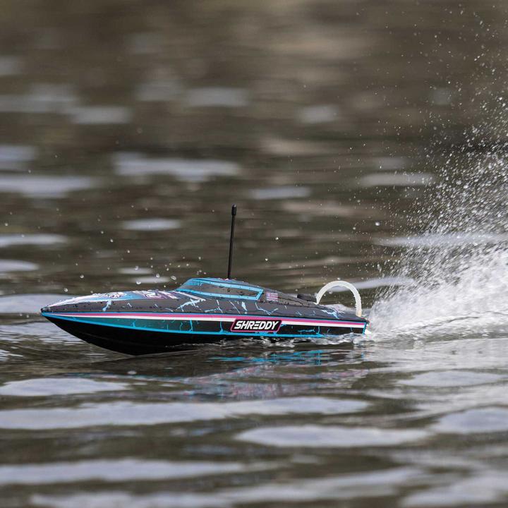 Produktbild ProBoat Recoil 2 18" Shreddy Self-Righting Brushless Deep-V RTR Rennboot