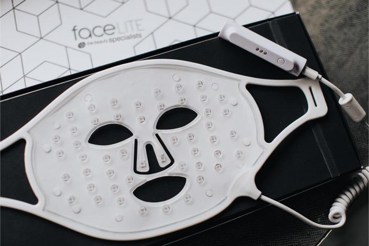 Actual product image Rio faceLITE LED face mask