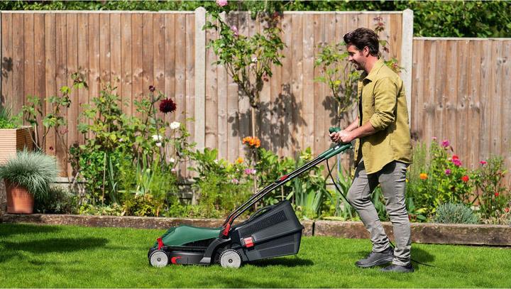 Image du produit Bosch Home & Garden UniversalRotak 37-570 (Fonctionnement sur secteur)
