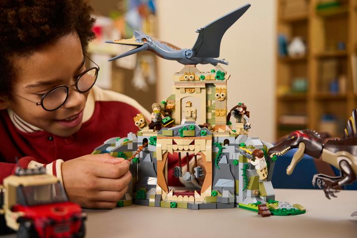 Immagine prodotto LEGO Spinosaurier & Quetzalcoatlus: Hubschrauber-Einsatz (76976, LEGO Jurassic World)