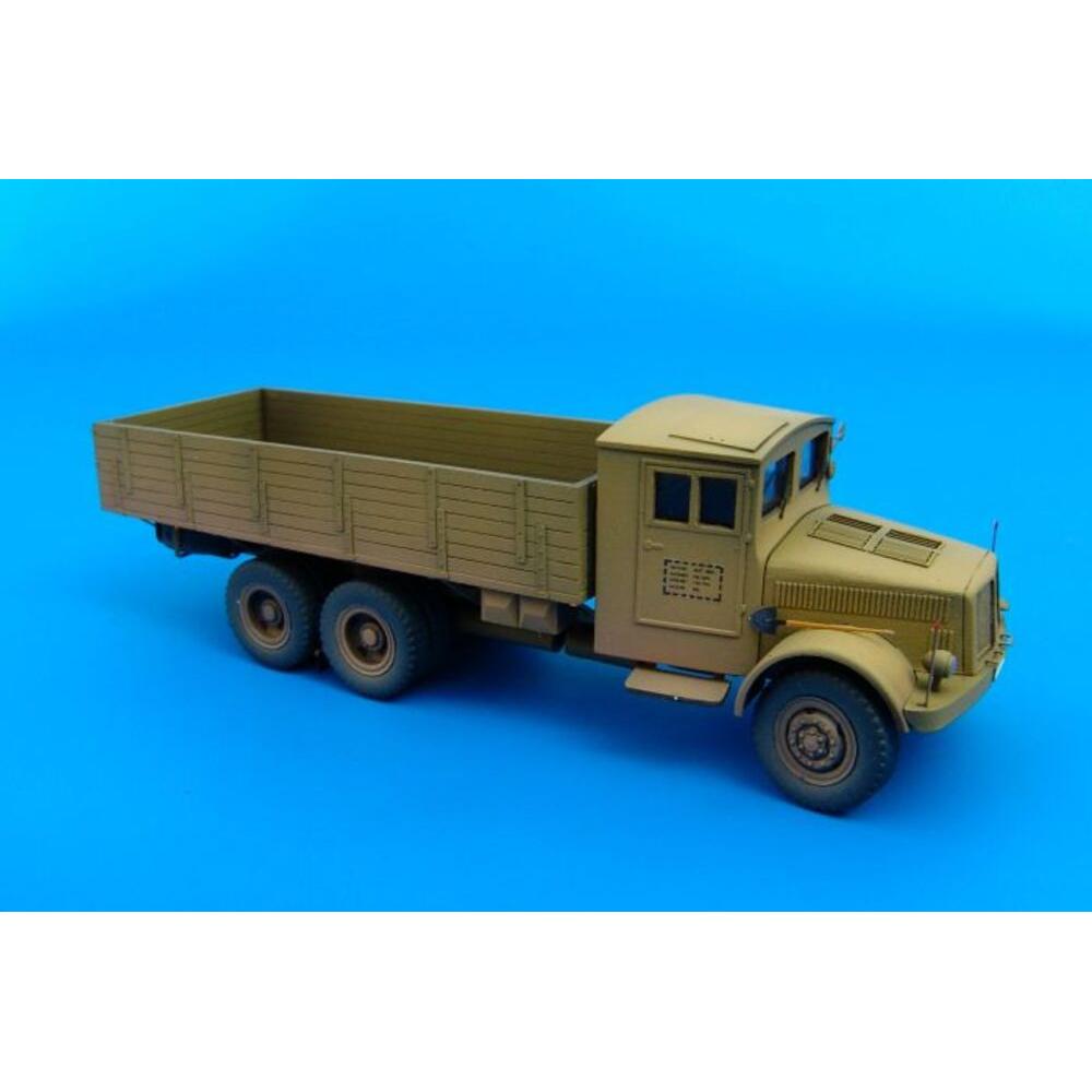 Hauler TATRA T111 einheintsfahrerhaus