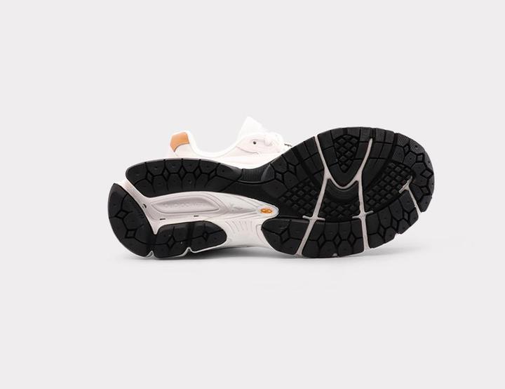 Immagine prodotto New Balance 2002 REC (37)
