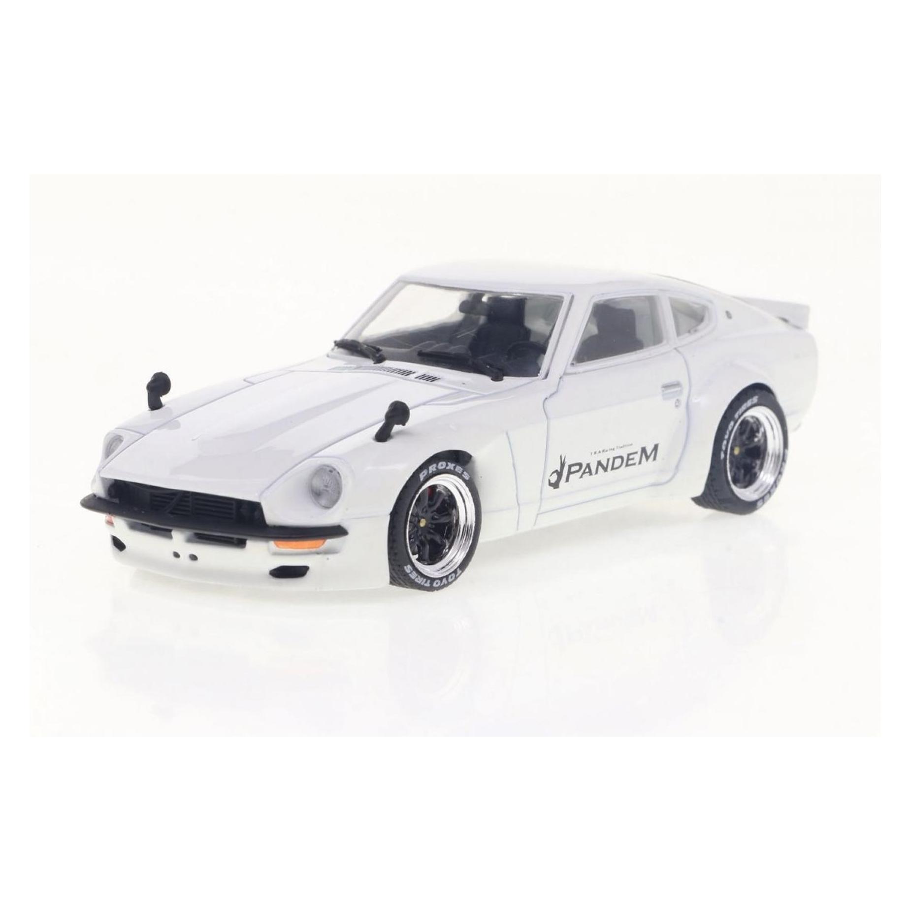 Solido 1, 43 Dutsun 240Z Rocket Bunny 1973 Wit