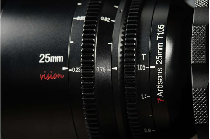 Image du produit 7artisans Focale fixe 25 mm T1.05 (Canon RF, APS-C / DX)