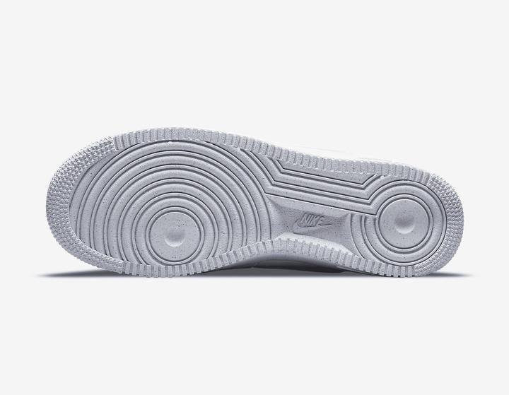 Produktbild Nike AIR FORCE 1 07 DAMEN (42)