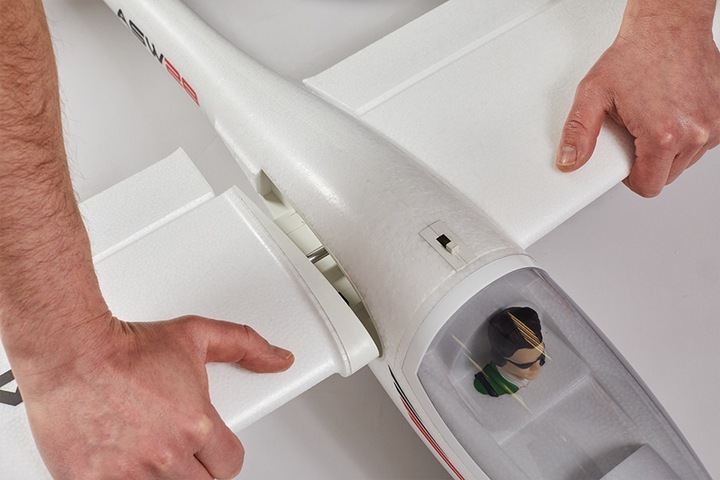 Actual product image Derbee ASW-28 Elektrosegler PNP - 200cm (Glider)