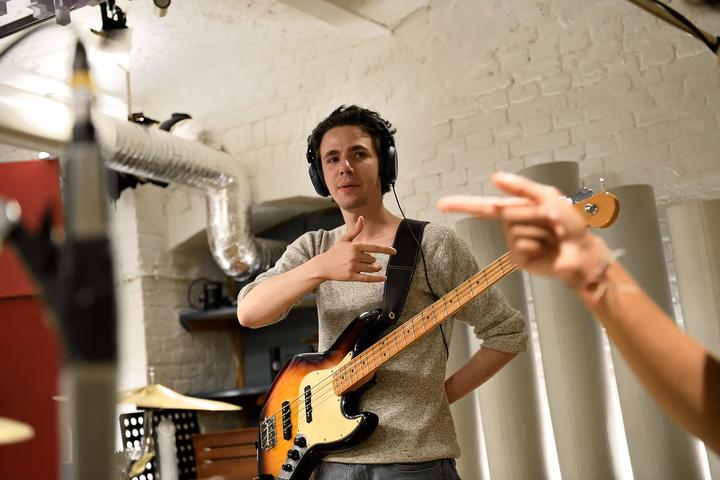 Actual product image Sennheiser HD 200 Pro (No noise cancellation, Cable)