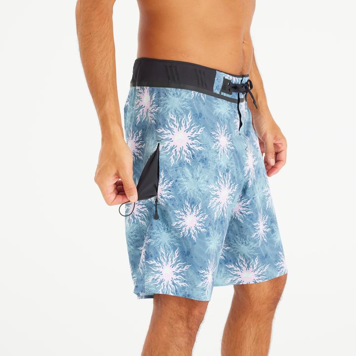 Actual product image Olaian Boardshorts Herren lang Morpho Yingyang 20" blau (42)