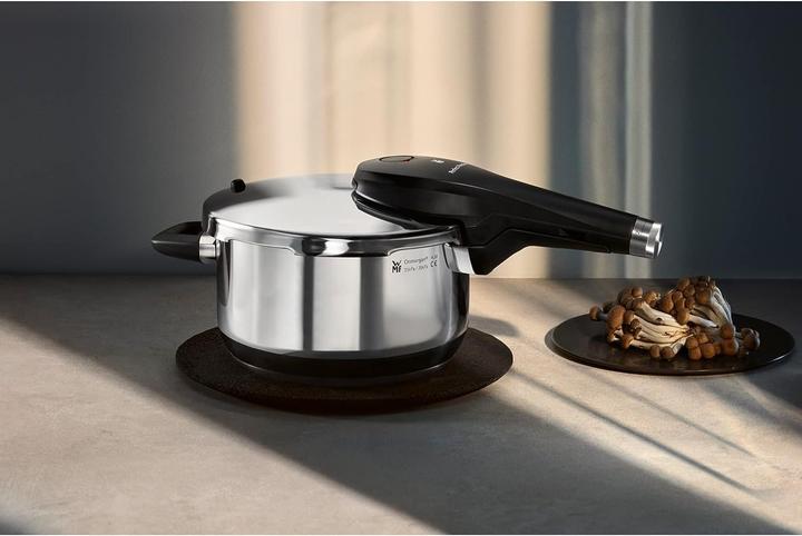 Productafbeelding WMF Perfect Premium (22 cm, Snelkookpan)