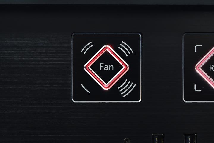 Produktbild Lian-Li DK-05F (ATX, mATX, Mini-ITX, E-ATX)