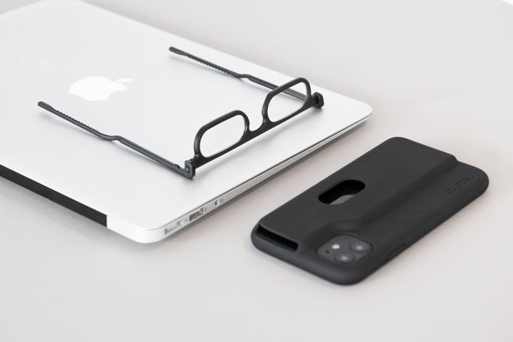 Actual product image read on Case with reading glasses +2,5 (Apple iPhone 11 Pro Max)