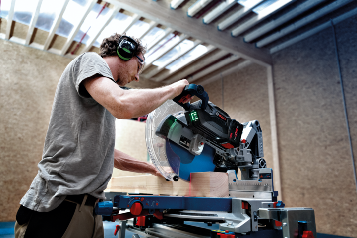 Image du produit Bosch Professional GCM18V-305 GDC