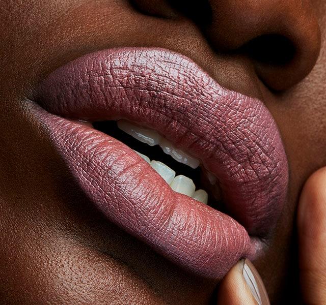 Produktbild MAC Cosmetics Lipstick (Brave)