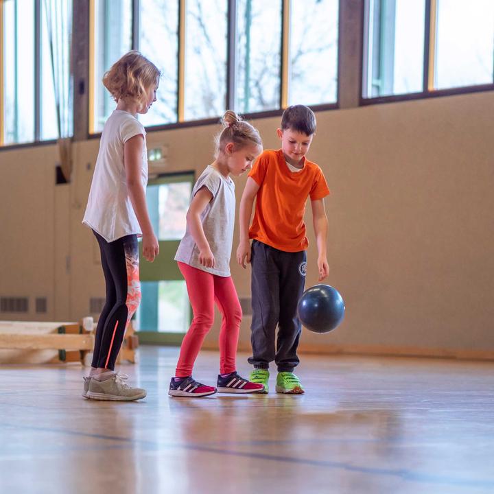 Actual product image Beleduc Inflatable "Super-Softball" 23cm