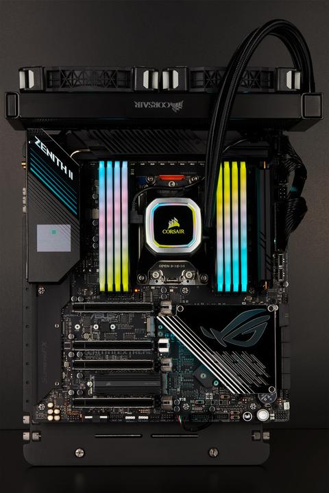 Actual product image Corsair MP600 PRO (2000 GB, M.2 2280)