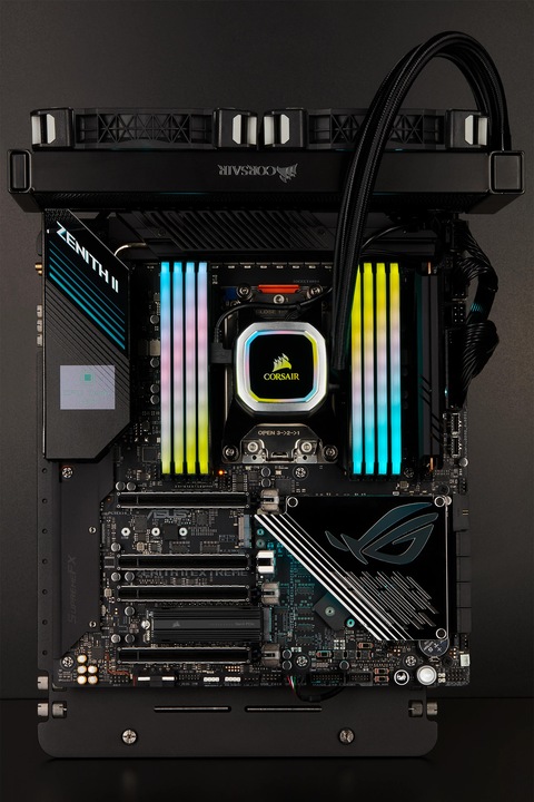 Produktbild Corsair MP600 PRO (2000 GB, M.2 2280)