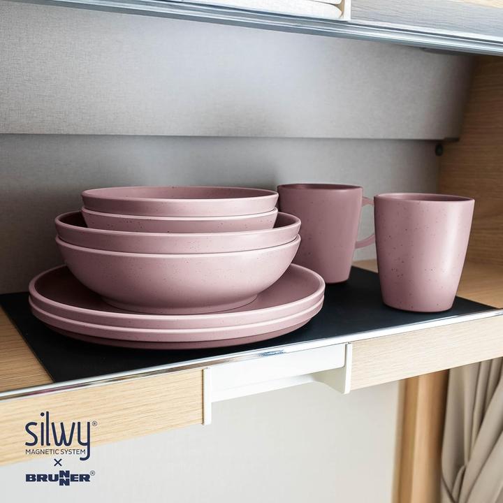 Actual product image Silwy Magnetic Dinnerware Set