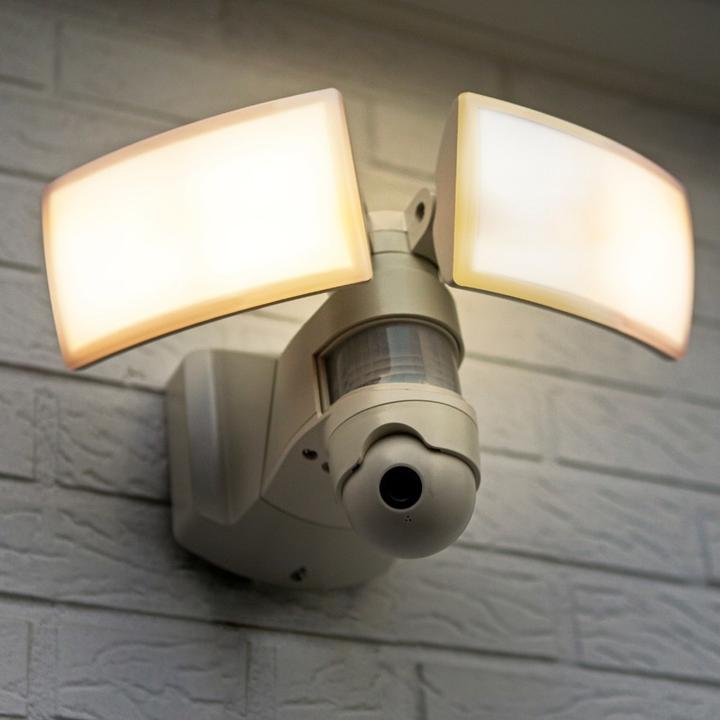 Actual product image Lutec Libra (3400 lm, IP44)