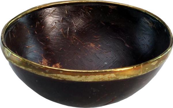 Vassoio per briciole in cocco con bordo in ottone