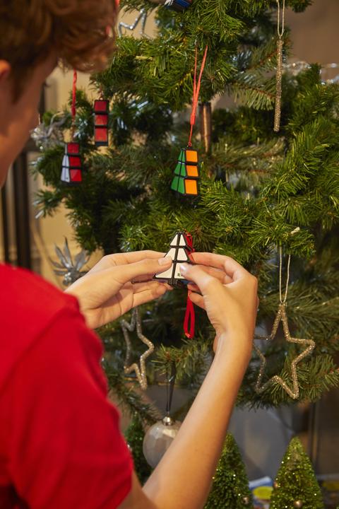 Produktbild Rubik's RUBIK'S Christmas Tree Decoration working