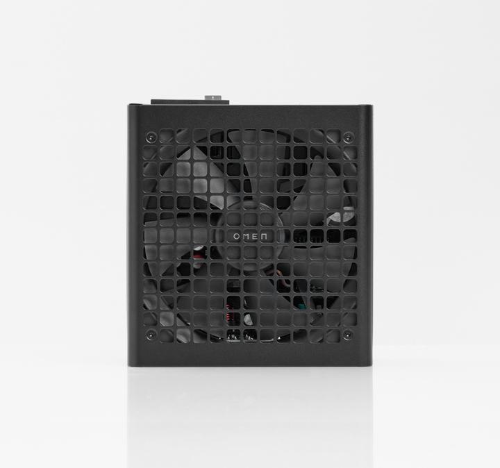 Immagine prodotto HP OMEN 35L Gaming Desktop GT16-0236nd PC (32 GB, 2000 GB, GeForce RTX 5070 Ti)