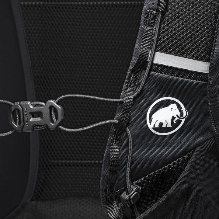 Actual product image Mammut Ducan (30 l)