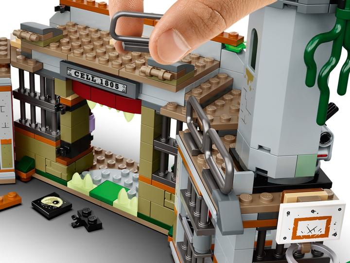 Actual product image LEGO Newbury's abandoned prison (70435, LEGO Hidden Side)
