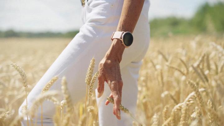 Actual product image Doro Watch (44 mm)