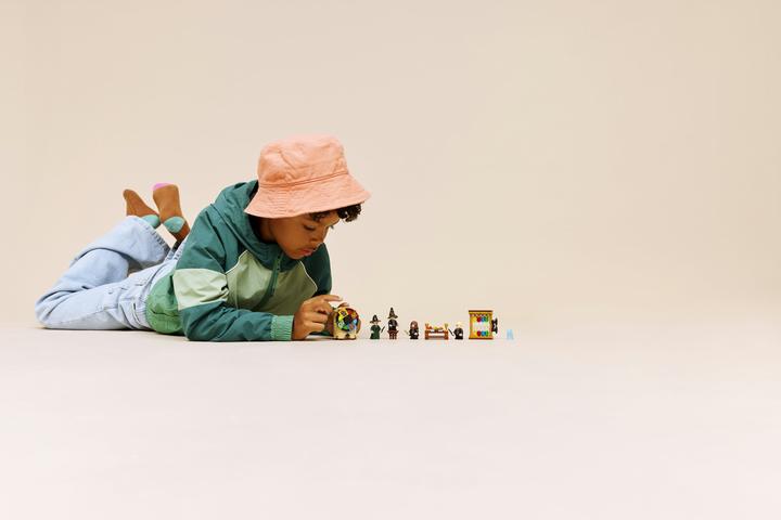 Produktbild LEGO Schloss Hogwarts: Auswahlzeremonie mit dem Sprechenden Hut (76460, LEGO Harry Potter)