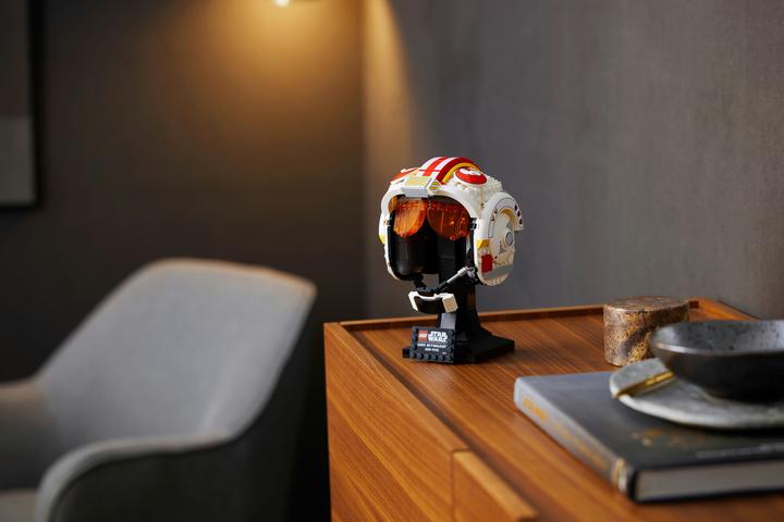 Produktbild LEGO Helm von Luke Skywalker (75327, LEGO Star Wars)