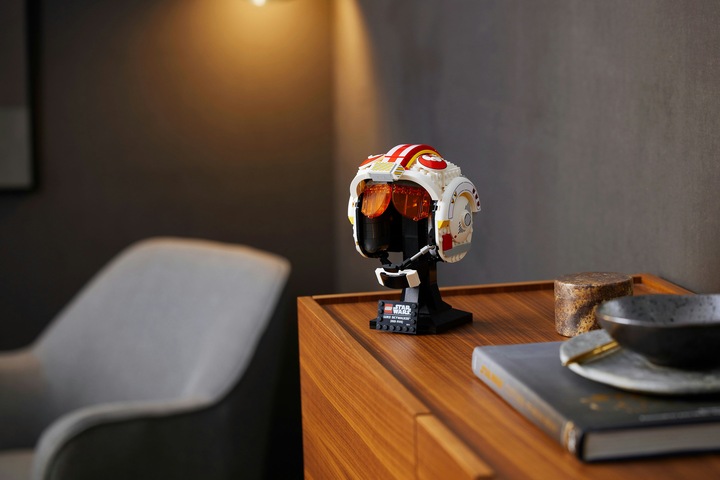 Produktbild LEGO Helm von Luke Skywalker (75327, LEGO Star Wars)