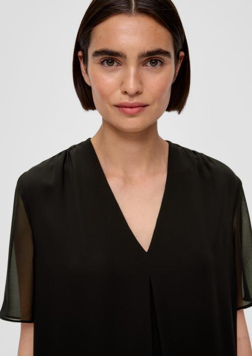 Produktbild S.Oliver Bluse Bluse mit V-Ausschnitt (38)