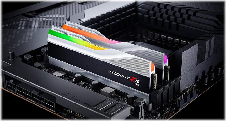 Productafbeelding G.Skill DDR5 PC 6000 CL36 KIT 32-TZ5RS (2 x 16GB, 6000 MHz, DDR5 RAM, DIMM 288 pin)