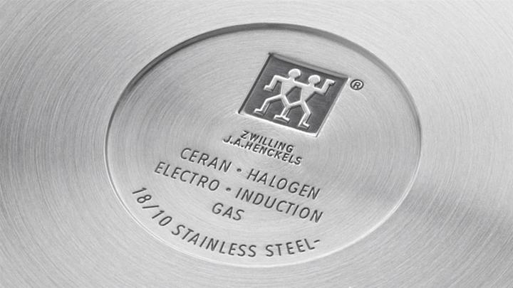 Actual product image Zwilling Twin Classic Saucepan, 2.2 l,18 cm (Pot, Stainless steel, 18 x 14.30 cm)