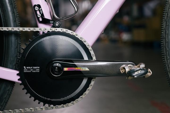 Immagine prodotto Wolf Tooth Ingranaggio SRAM 8-bolt Direct Mount Aero, standard 45mm/offset 6mm, 50 t., drop-stop B (52)