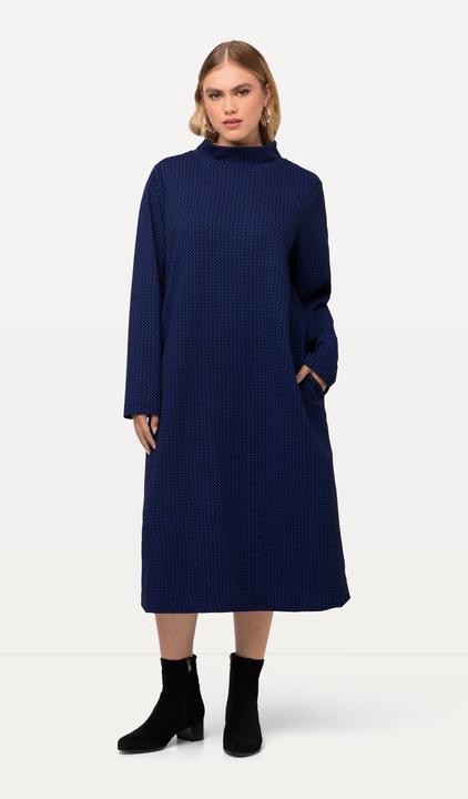 Image du produit Ulla Popken Robe en molleton texturé à col montant et manches longues (54)