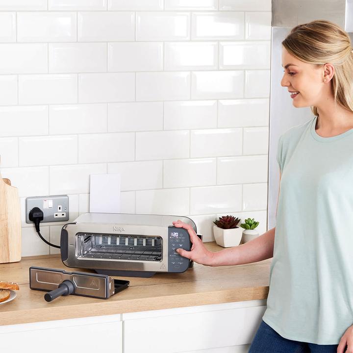 Image du produit Ninja 3-in-1 Multifunctionele Toaster, Grillplaat en Panini Maker - 7 Roosterstanden - RVS - ST202EU