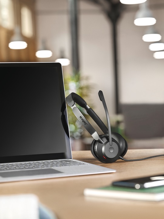 Actual product image Jabra EVOLVE2 30 SE USB-A UC (Cable, USB-A)