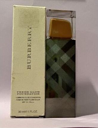 Actual product image Burberry Fresh Glow Foundation SPF 15 PA+++ Chestnut No. 60 30ml 1.0oz (Chestnut No. 60)