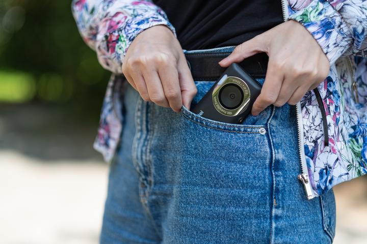 Actual product image Rollei Compactline Pocket Black (5 Mpx)