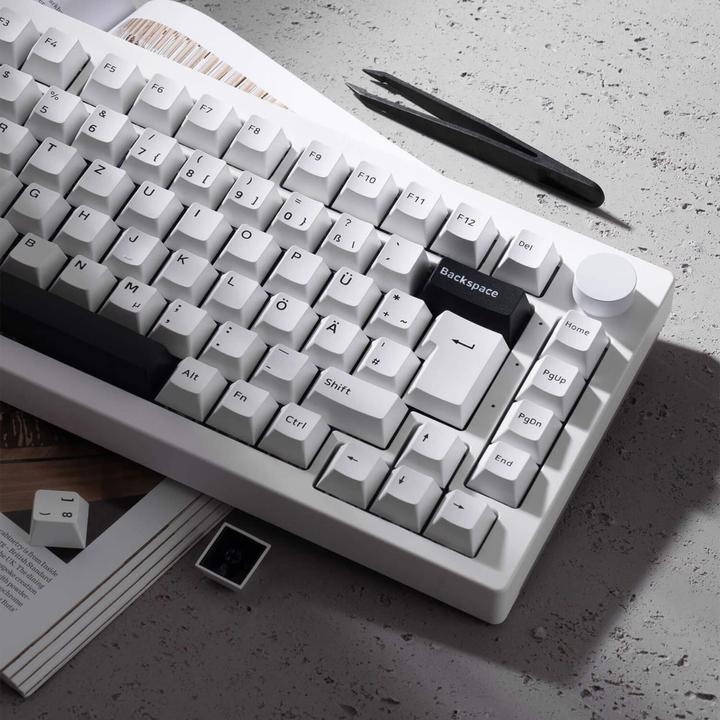 Actual product image Akko 5075B Plus (DE, Wireless, Cable)