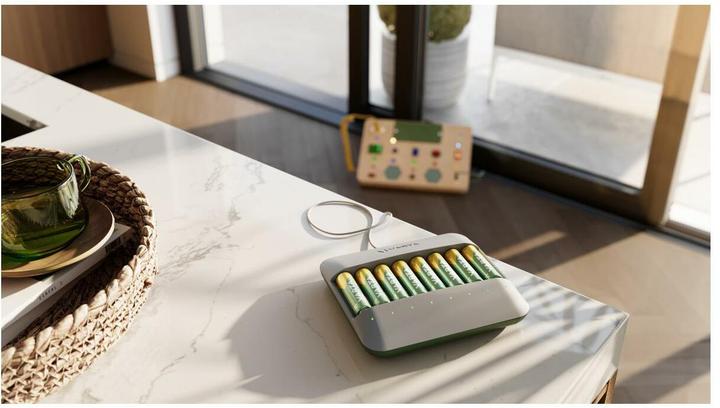 Produktbild Varta Eco Charger Multi Recycled (1 Stk., AA / LR6 / LR06 / Mignon / R6 / R14505, AAA / LR03 / Micro / R03 / AM4 / MN2400 / KR03, Ladegerät ohne Akku)