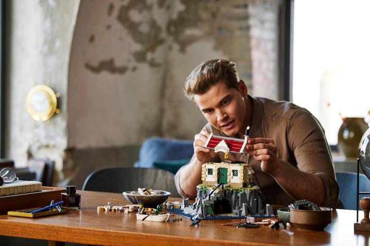 Image du produit LEGO Phare motorisé (21335, LEGO Ideas, LEGO difficiles à trouver)