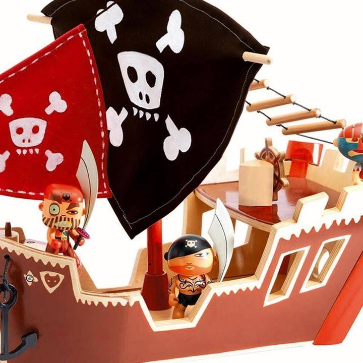 Actual product image Djeco Arty pirates Ze piratesque boat