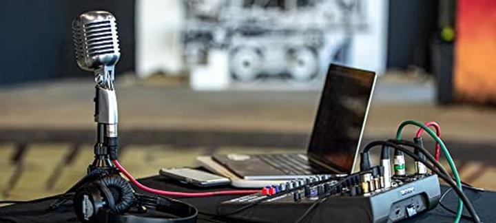 Produktbild Zoom L-8 LiveTrak (Studio- und Livemixer)