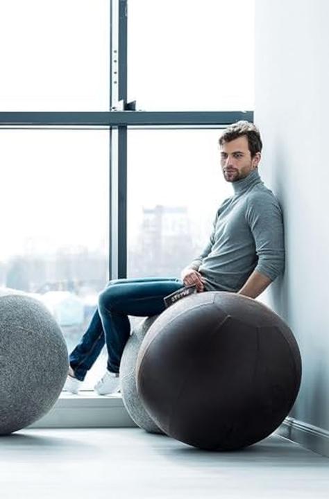 Actual product image Stryve Active 70 cm exercise ball (70 cm)